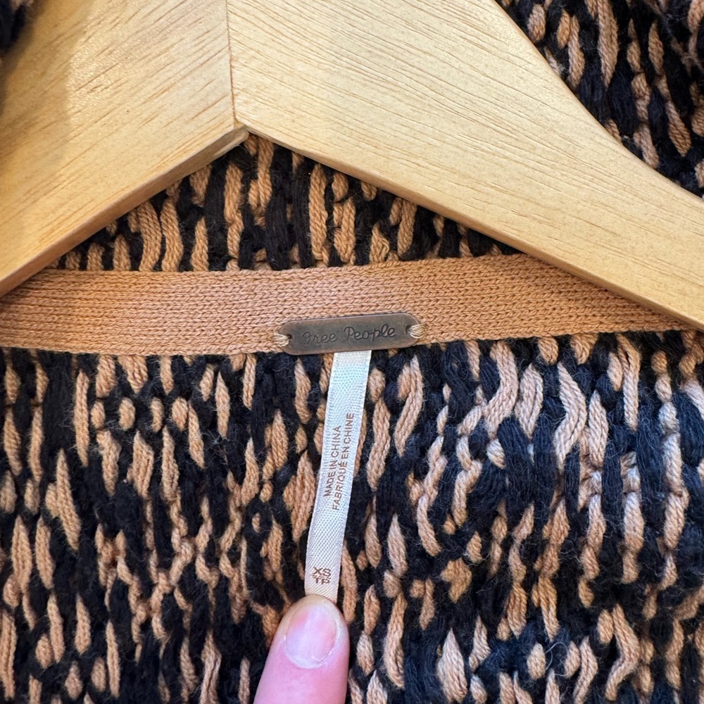Free People Tate Black and Brown Patterned Cardigan XS - Picture 3 of 9